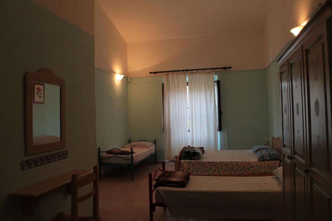 Bed and Breakfast Agriturismo E Antica Fattoria Matteu Теулада Экстерьер фото